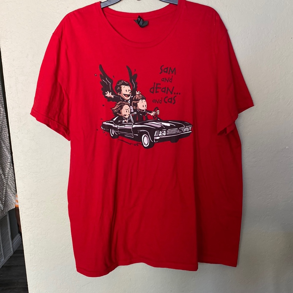 District Very Important Tee Men Shirt Size XL